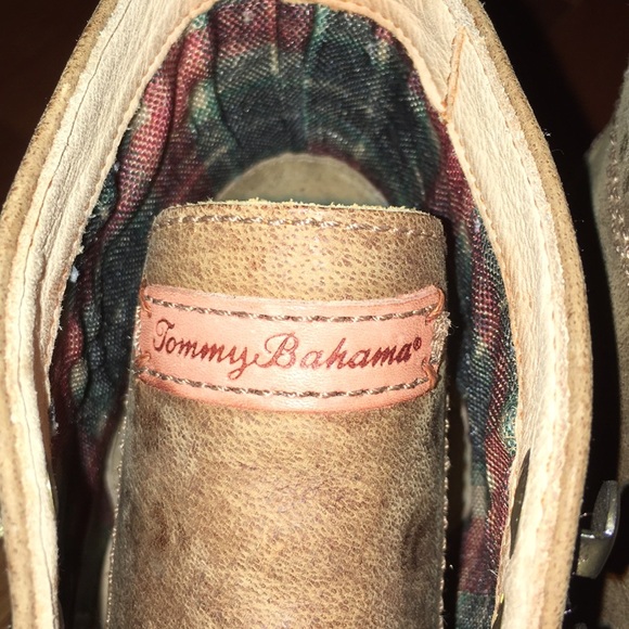 Authentic Tommy Bahama Garrick Boots -NWOT - Picture 4 of 5